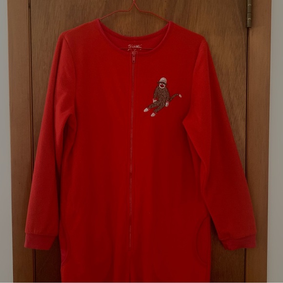 Women’s M NICK & NORA Red Fleece Sock Monkey One Piece Footed Pajamas Cute EXC - Picture 2 of 13